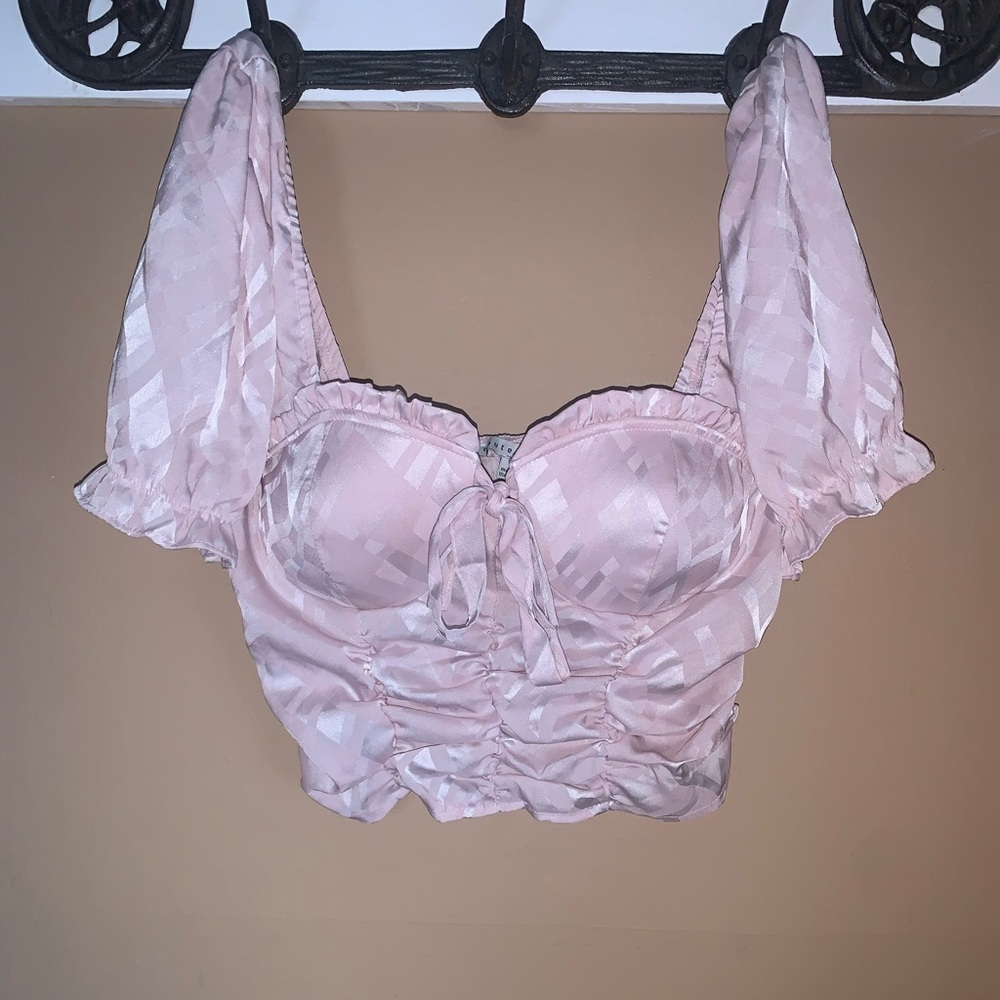 Juniors pink top